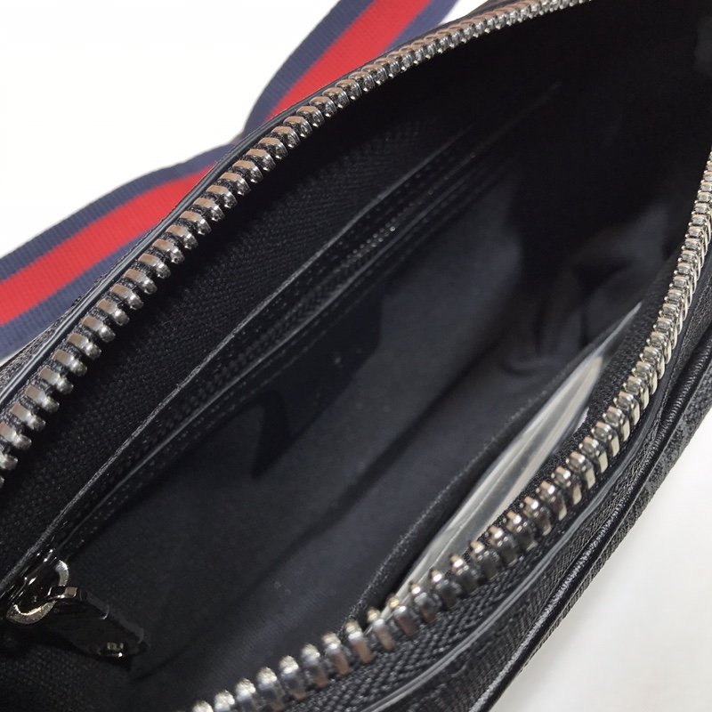 Replica Gucci Small Cross Body Bag - Image 7