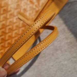 Alternative view of Replica Goyard Artois PM Yellow
