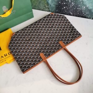 Alternative view of Replica Goyard Artois PM Brown