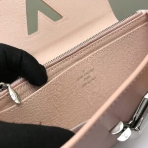 Alternative view of Louis Vuitton Twist Wallet Pink
