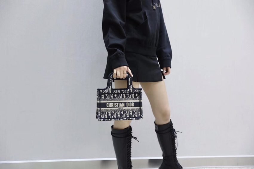 Fake Dior Tote Book Mini Cd Black - Image 2