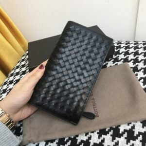 Fake Bottega Veneta Intrecciato Pouch