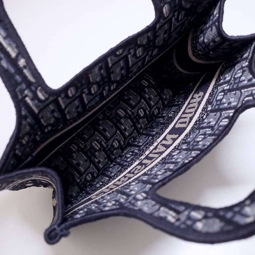 Fake Dior Tote Book Mini Cd Black - Image 4