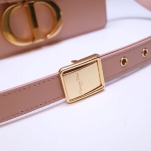 Alternative view of Replica Dior 30 Montaigne Pink