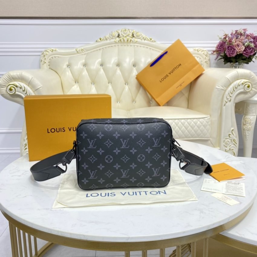 Replica Louis Vuitton Steamer Messenger Black Canvas - Image 8
