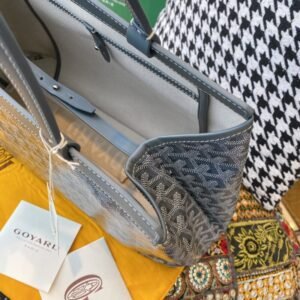 Alternative view of Fake Goyard Bellechasse Grey