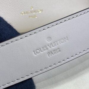 Alternative view of Fake Louis Vuitton On My Side PM Beige