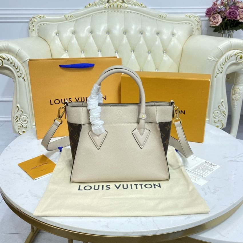 Fake Louis Vuitton On My Side PM Beige - Image 9