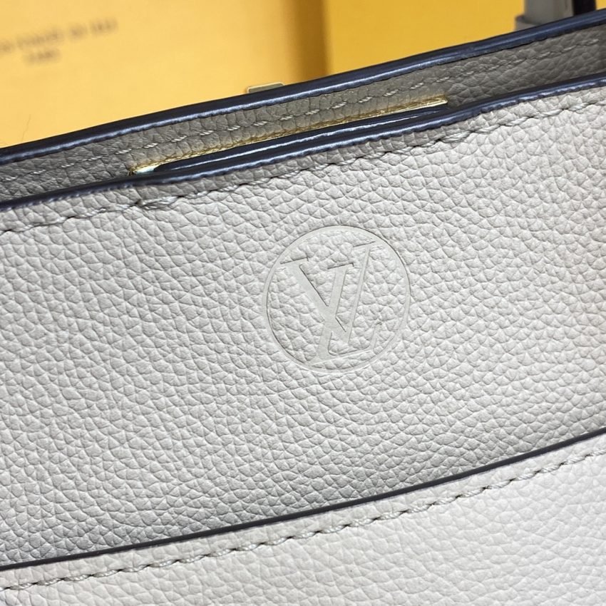 Fake Louis Vuitton On My Side PM Beige - Image 8