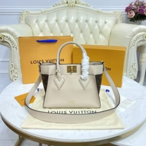 Fake Louis Vuitton On My Side PM Beige