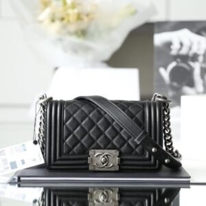 CHANEL Le Boy Black Small