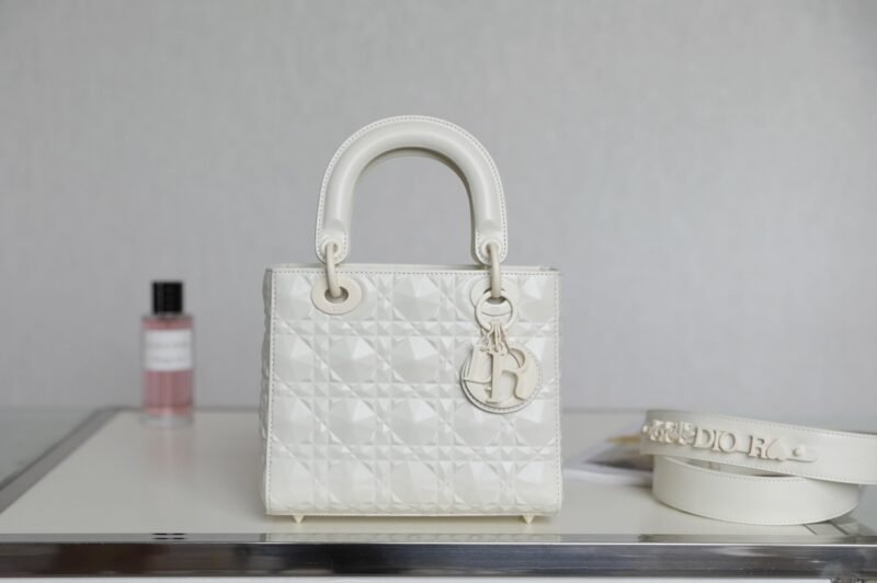 Fake Lady Dior Ultramatte White Grid Abc