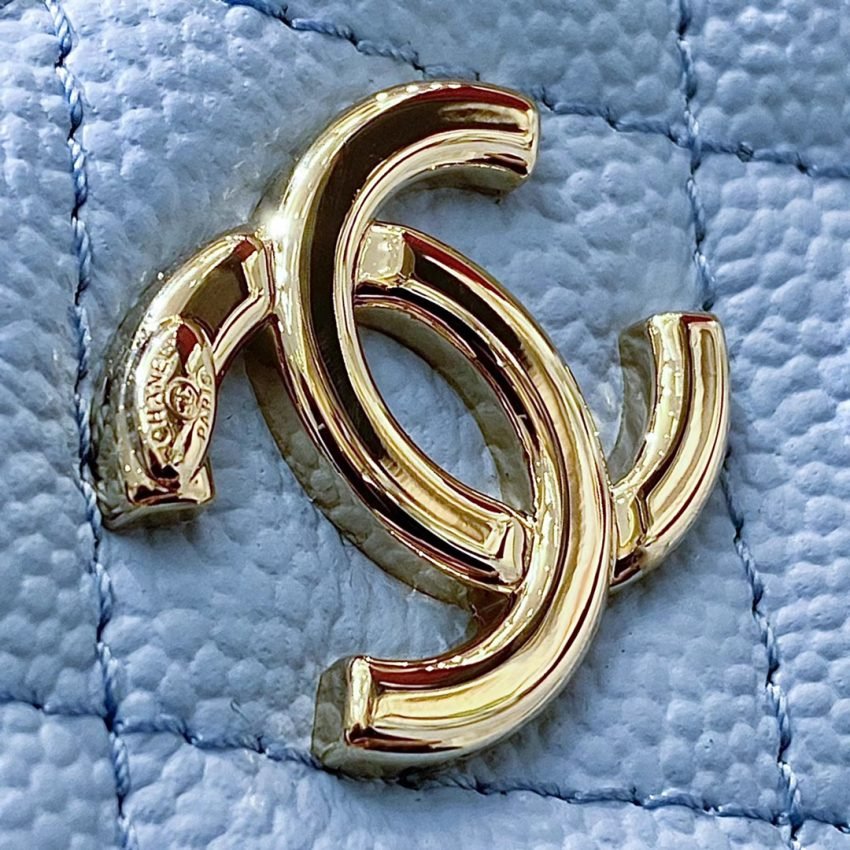 CHANEL 22 Camera Bag Blue - Image 4