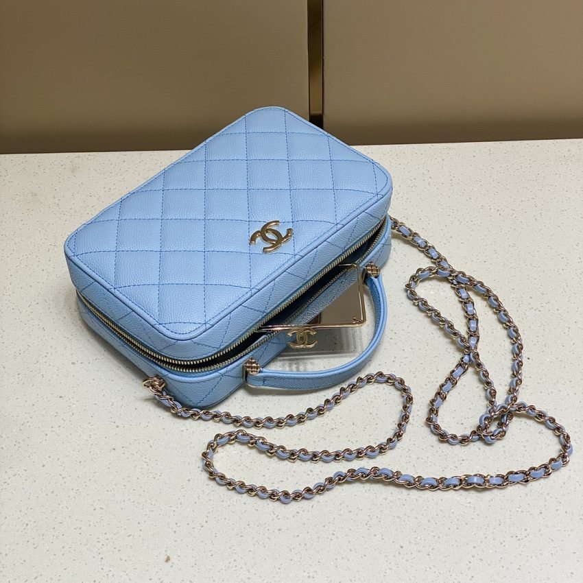 CHANEL 22 Camera Bag Blue - Image 3