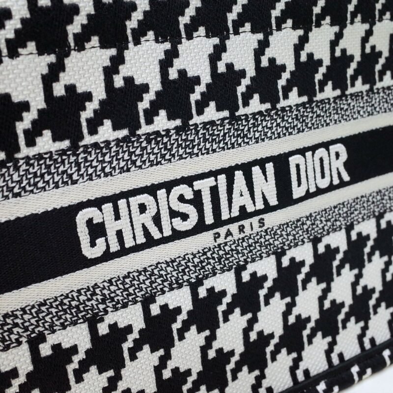 Replica Dior Tote Book Houndstooth - Image 4