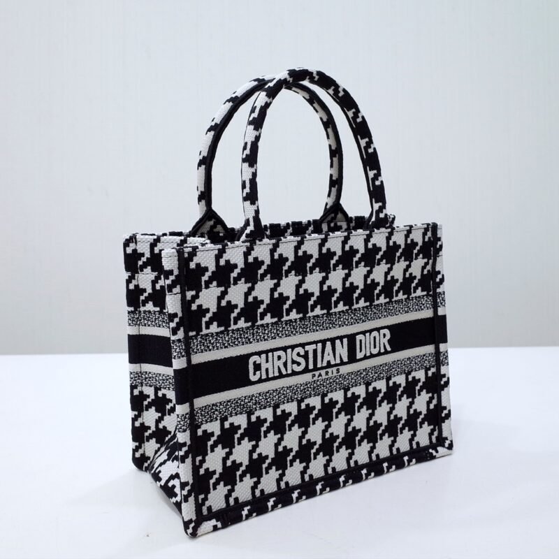 Replica Dior Tote Book Houndstooth - Image 7