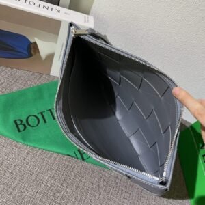 Alternative view of Fake Bottega Veneta Cassette Clutch