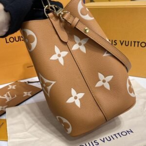 Alternative view of Fake Louis Vuitton Noe Bucket Brown MM