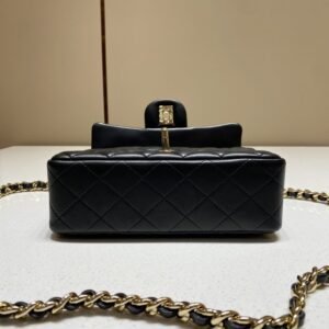 Alternative view of CHANEL Classic Flap 20cm Lion