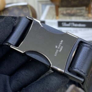 Alternative view of Fake Louis Vuitton Bumbag Discovery Black