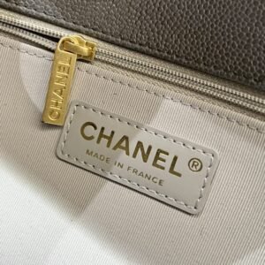 Alternative view of CHANEL Le Boy Large Grey