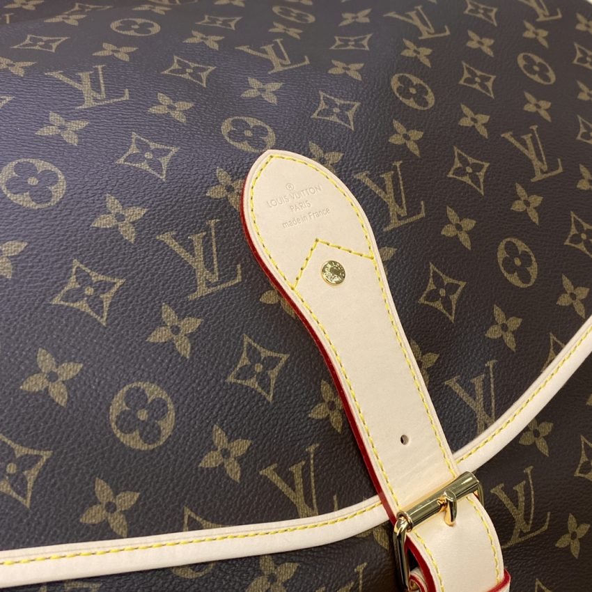 Replica Louis Vuitton Hunting Bag - Image 3