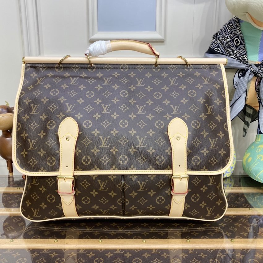 Replica Louis Vuitton Hunting Bag - Image 4