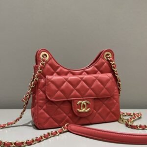 CHANEL Hobo Small Red