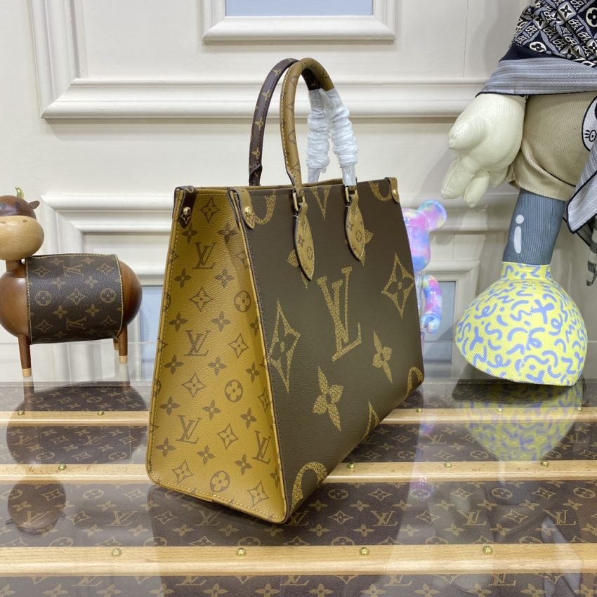 Fake Louis Vuitton Onthego Brown Canvas - Image 3