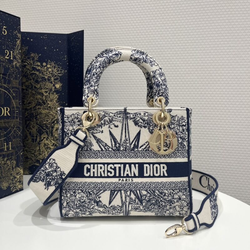 Replica Lady Dior D – Lite Blue Star