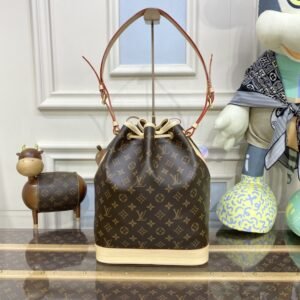 Alternative view of Replica Louis Vuitton Noe Bucket MM Canvas