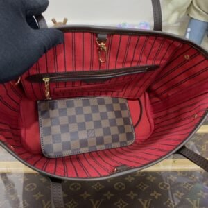 Alternative view of Replica Louis Vuitton Neverfull MM Grid Red Inside