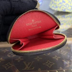 Alternative view of Fake LV Onthego PM Brown