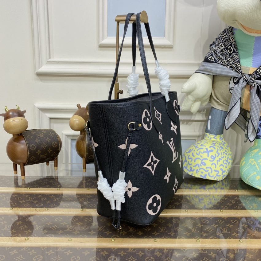 Fake Louis Vuitton Neverfull MM Black Pink - Image 9