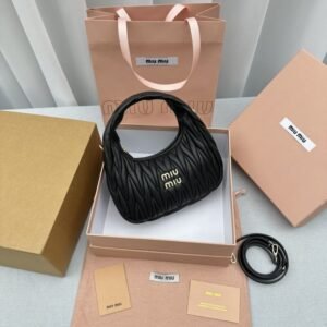 Fake Miu Miu Wander Black