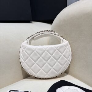 Alternative view of CHANEL 23c Pouch White