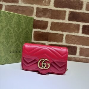Fake Gucci Matelassé Mini Red