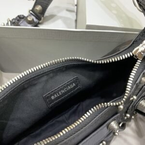 Alternative view of Replica Balenciaga Le Cagole Black Silver