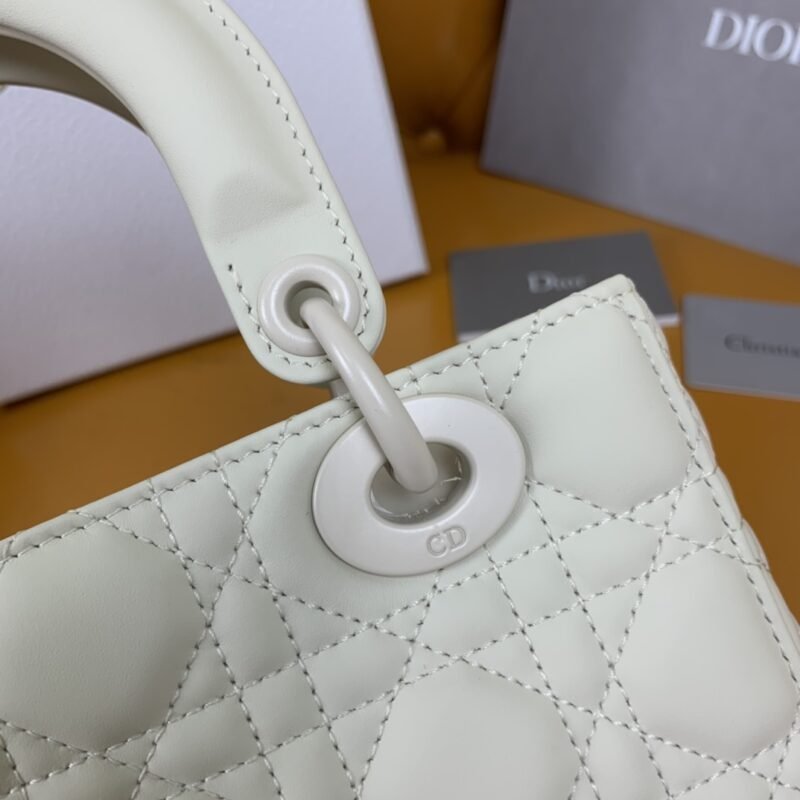 Fake Lady Dior Matte White Abc - Image 3
