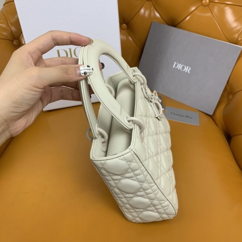 Fake Lady Dior Matte White Abc - Image 7