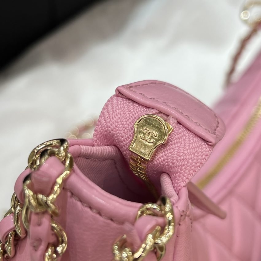 CHANEL 23P Crescent Bag Pink - Image 3