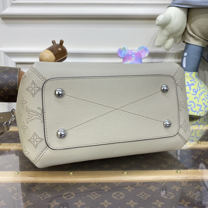 Replica Louis Vuitton Humea Beige - Image 6