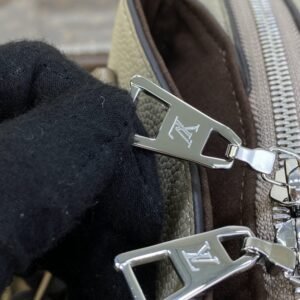 Alternative view of Replica Louis Vuitton Humea Beige