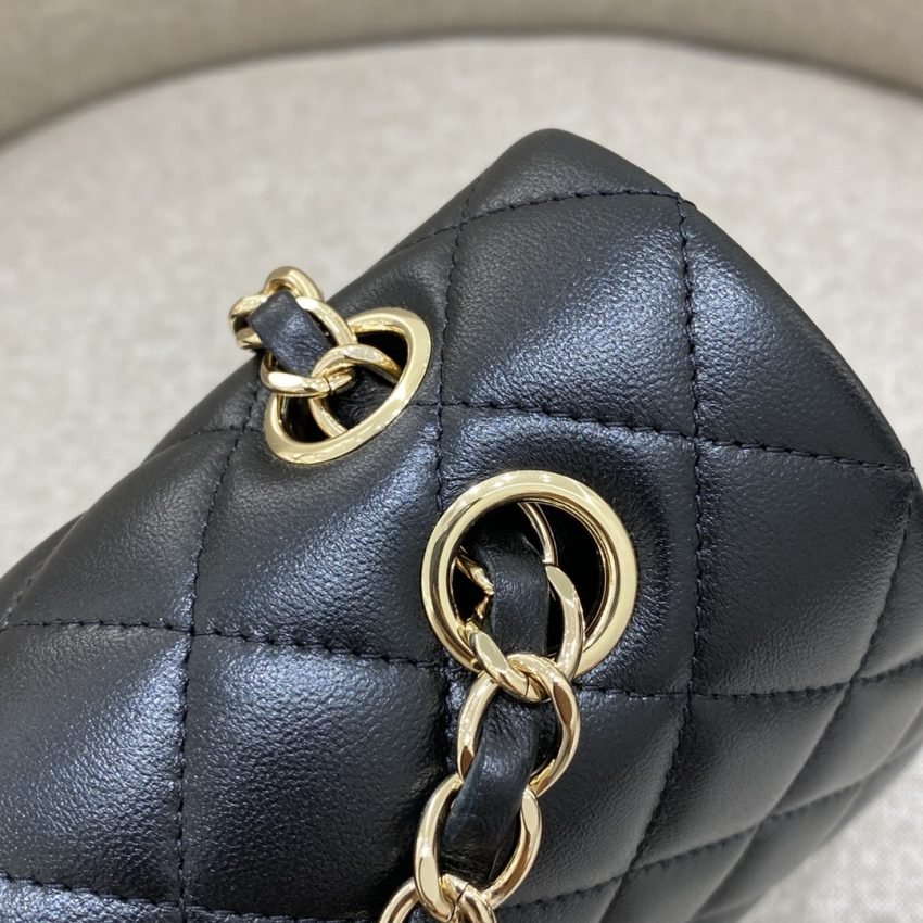 CHANEL Classic Flap 25cm Black Gold - Image 4