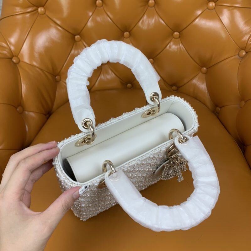 Replica Lady Dior White Pearl - Image 6