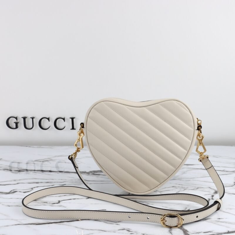 Fake Gucci Interlocking G Mini Heart White - Image 3