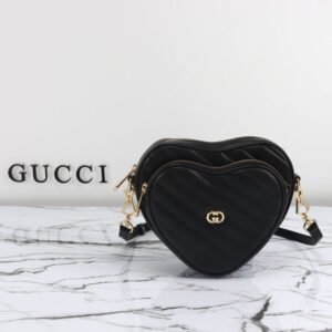 Fake Gucci Interlocking G Mini Heart Black