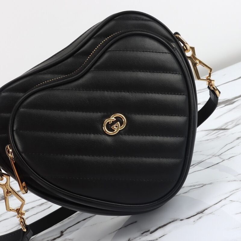 Fake Gucci Interlocking G Mini Heart Black - Image 3