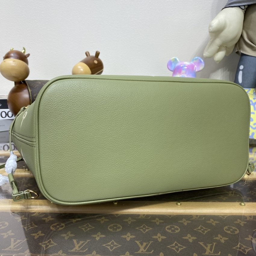 Replica Louis Vuitton Neverfull MM Green - Image 3