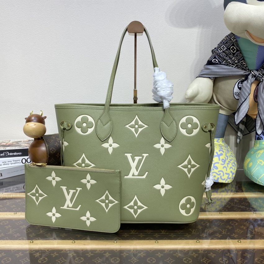 Replica Louis Vuitton Neverfull MM Green - Image 7